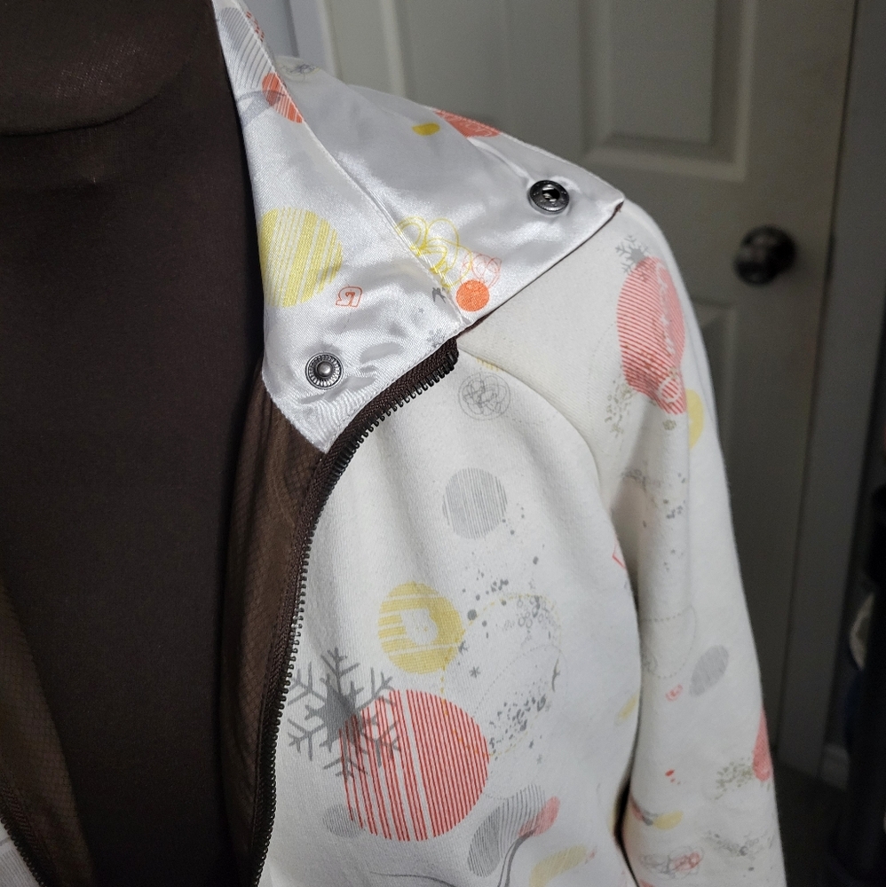 Burton Medium Reversible Spring/Fall Jacket - Picture 5 of 7
